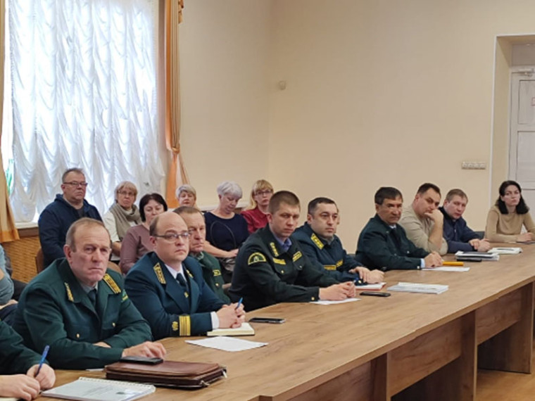 Отделом по профилактике коррупционных правонарушений Администрации Губернатора области проведён антикоррупционный практикум для должностных лиц государственных учреждений, осуществляющих деятельность в сфере природопользования. Отделом по профилактике коррупционных правонарушений Администрации Губернатора области проведён антикоррупционный практикум для должностных лиц государственных учреждений, осуществляющих деятельность в сфере природопользования.