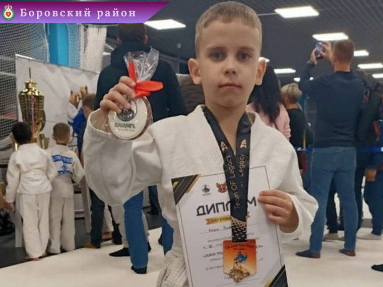 Спортсмен Владимир Кузин бронзовый призёр фестиваля по дзюдо. Спортсмен Владимир Кузин бронзовый призёр фестиваля по дзюдо.