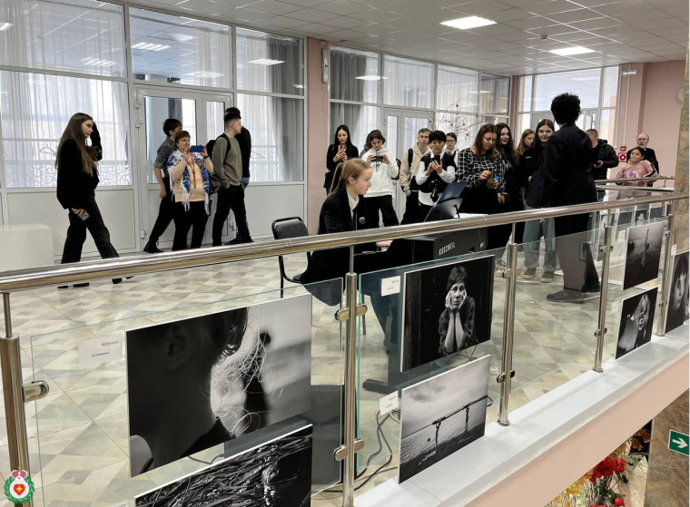 В Боровске открылся первый в России фестиваль черно-белой фотографии «Фотострелка».